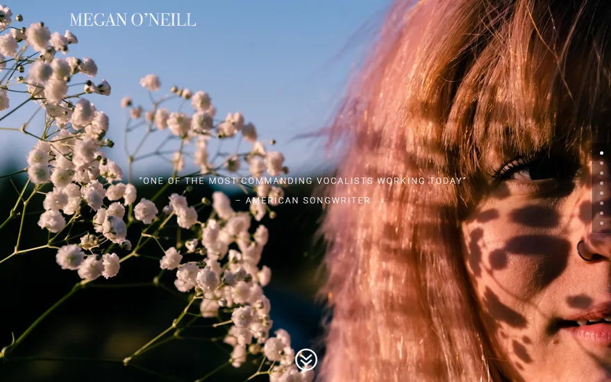 Megan O'Neill's site: a full-bleed portrait with the quote 'One of the most commanding vocalists working today', American Songwriter